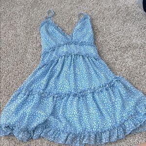 Blue Ruffled Dress Selfie Leslie